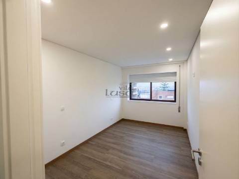 Apartamento T2+1 Renovado junto ao Arrábida Shopping | Vila Nova de Gaia