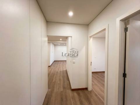 Apartamento T2+1 Renovado junto ao Arrábida Shopping | Vila Nova de Gaia