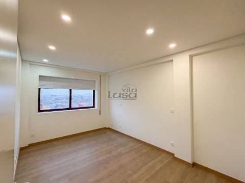 Apartamento T2+1 Renovado junto ao Arrábida Shopping | Vila Nova de Gaia