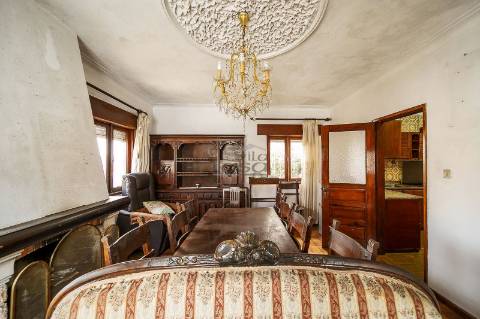 Moradia de 4 Frentes com Terreno  Arcos do Sardão | Oliveira do Douro