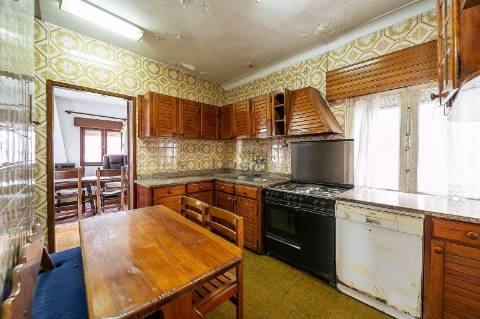 Moradia de 4 Frentes com Terreno  Arcos do Sardão | Oliveira do Douro