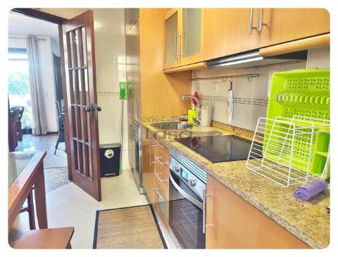 Moradia com mobília Rua Bernardino Oliveira Pinto 