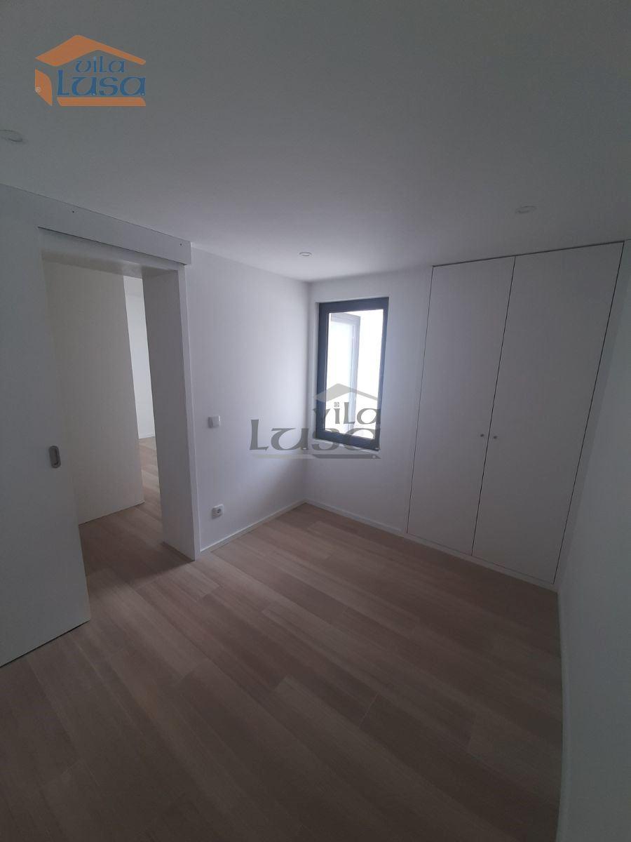 Casa T1, totalmente requalificada, junto à casa de saúde da Boavista, Porto