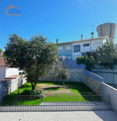 Arrenda-se T2 no Polo Universitário do Porto (entre o Amial e o IPO)