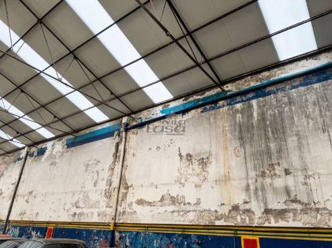 Armazém Industrial no Centro de Vila Nova de Gaia | Devesas