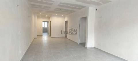 Apartamento T2 com Terraço no Centro de Oliveira do Douro  Vila Nova de Gaia