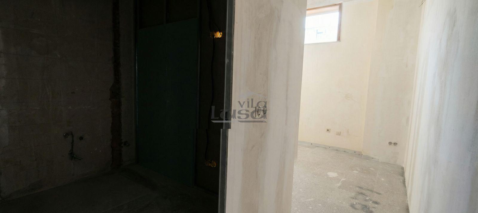 Apartamento T2 com Terraço no Centro de Oliveira do Douro  Vila Nova de Gaia