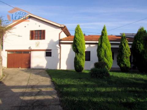 Moradia T2+1 com Garagem, Espigueiro e Anexos para Habitação  Privacidade e Conforto no Campo