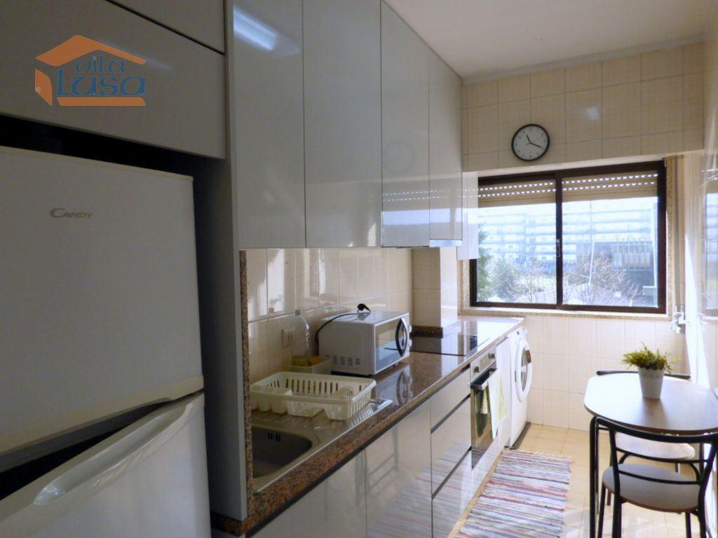 T1 Mobilado e equipado com garagem individual em Paranhos