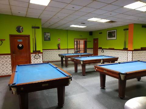 Loja Santo Ovidio com 212 m2