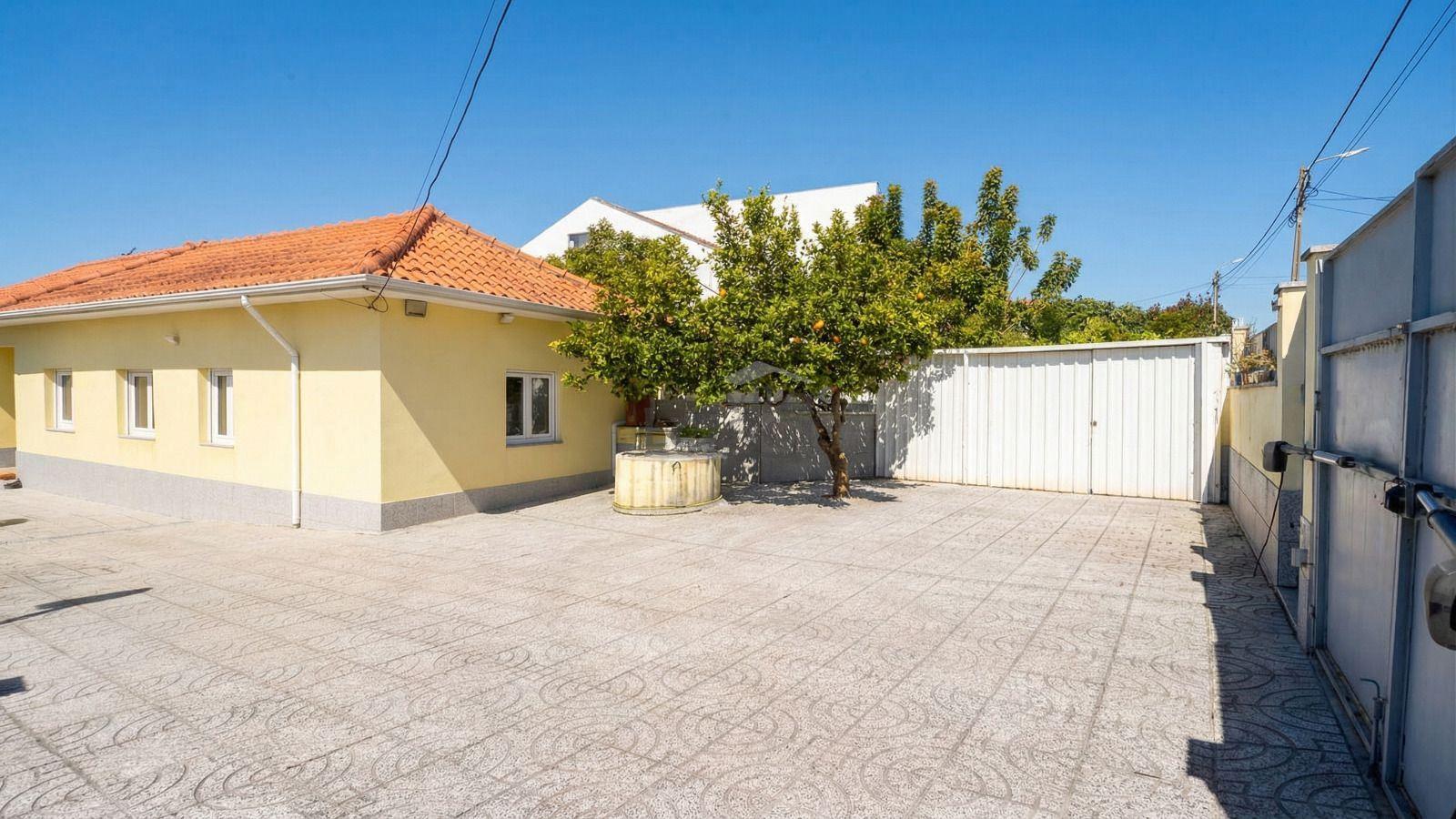 Moradia térrea, T3  em Paramos, Espinho