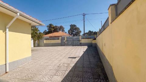 Moradia térrea, T3  em Paramos, Espinho