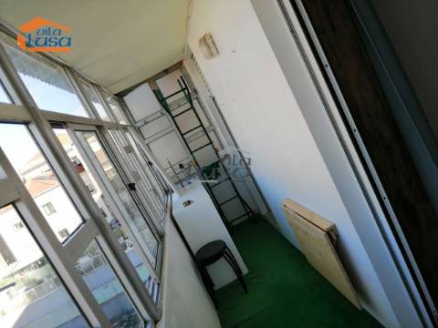 Arrenda-se T1,  junto ao Hospital Santo António, Maternidade e Palácio de Cristal, Porto