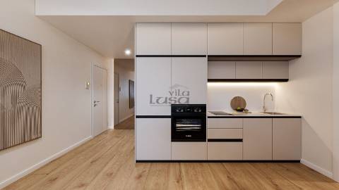 T1+1 com lugar de garagem e arrumos no Centro de Gaia.