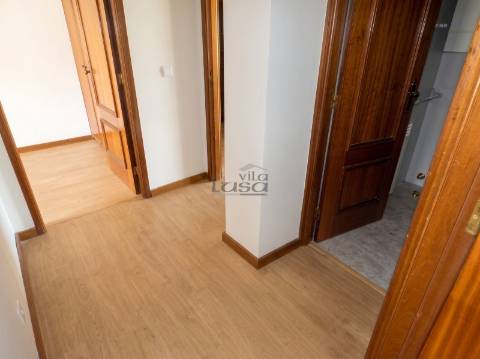 Apartamento T2 Arrendamento  Rua Costa Cabral, Porto