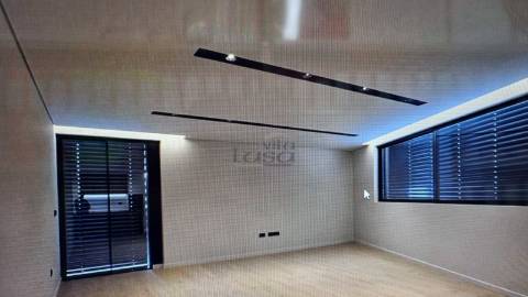 T2 com Terraço de 153m2 em Gondomar