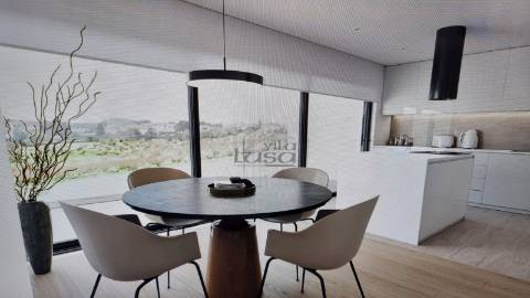 Moradia T3 (3 frentes), condomínio com piscina em Gondomar