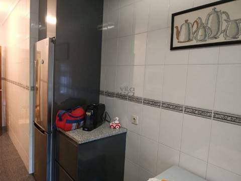 Apartamento T2+1 na Madalena 