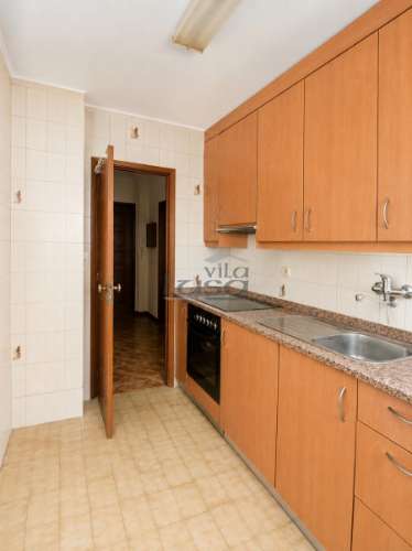 T1+1 em Coimbrões Vila Nova de Gaia.