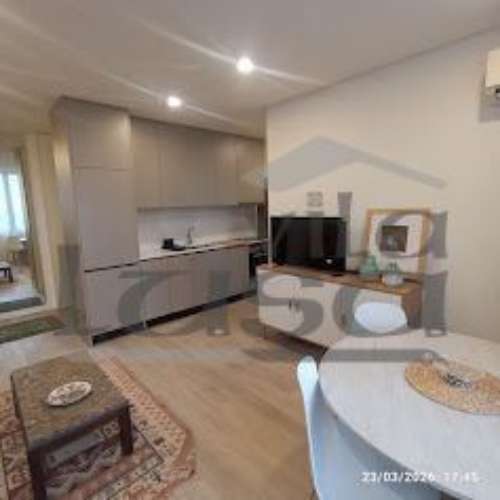 Excelente apartamento, mobilado, junto à estação da Trindade Pronto a habitar