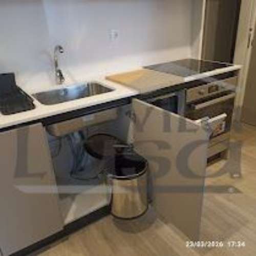 Excelente apartamento, mobilado, junto à estação da Trindade Pronto a habitar