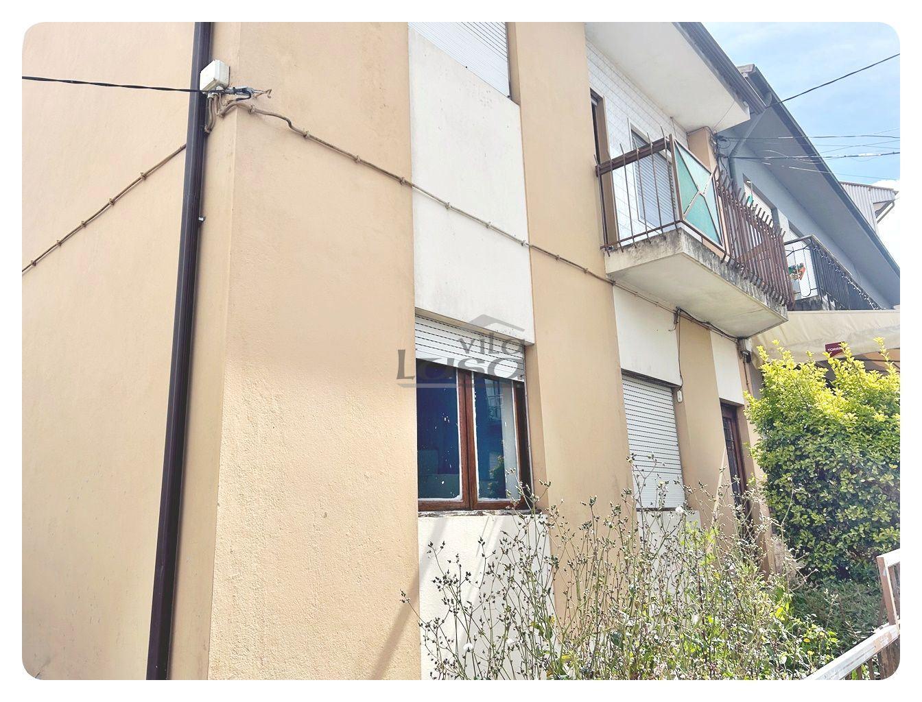 Moradia Bifamiliar com logradouro terreno e anexos 7 caminhos Gondomar