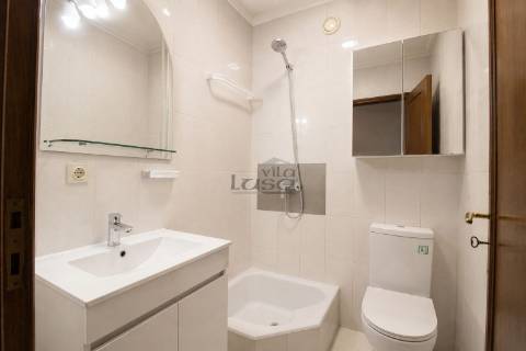 Apartamento T2+1 com Garagem Individual | Como Novo | Laborim de Baixo  Mafamude