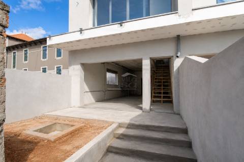 FANTÁSTICA Oportunidade  Moradia T2 em Lever | Vila Nova de Gaia