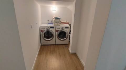 Moradia T3 com Piscina em Moledo