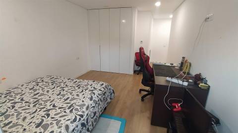 Moradia T3 com Piscina em Moledo