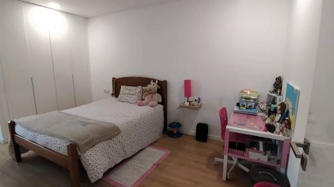 Moradia T3 com Piscina em Moledo