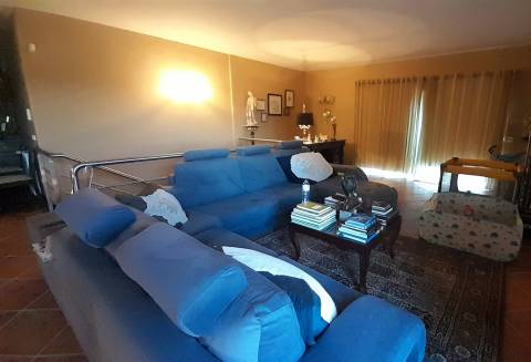 Moradia T3 Moderna com Piscina Privada – Loivo, Vila Nova De Cerveira