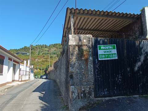 Moradia T4 com Vista Panorâmica sobre o Rio Minho | Seixas, Caminha, Viana Do Castelo
