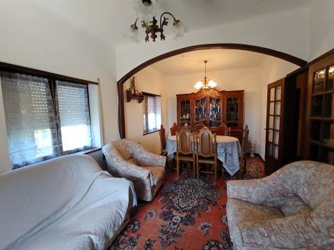 Moradia T4 com Vista Panorâmica sobre o Rio Minho | Seixas, Caminha, Viana Do Castelo