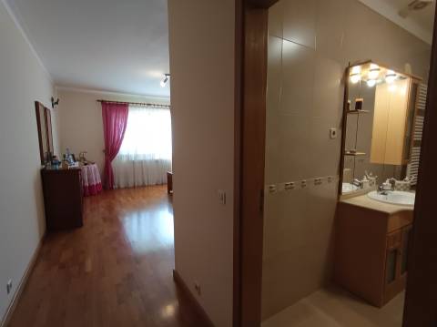 Moradia T6 com Vista Mar - Excelente Estado de Conservação | Moledo e Cristelo, Caminha