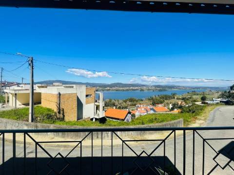 Moradia T3+1 Venda em Seixas,Caminha