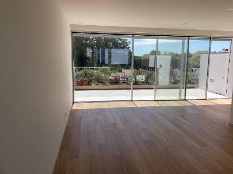 MORADIA NOVA T4 - CLIP