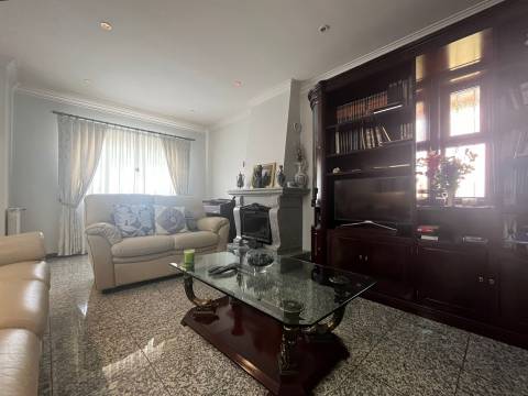 Moradia T5, Senhora da Hora