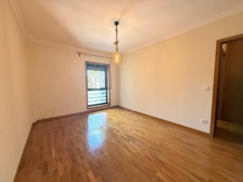 Apartamento T0 Arrendamento em Cedofeita, Santo Ildefonso, Sé, Miragaia, São Nicolau e Vitória,Porto