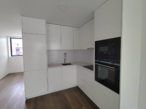 Apartamento T2 Venda em Matosinhos e Leça da Palmeira,Matosinhos