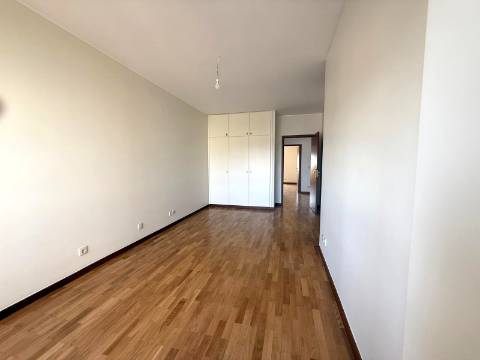 Apartamento T2 Venda em Paranhos,Porto