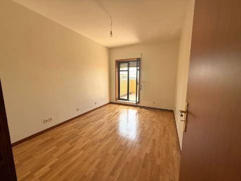 Apartamento T2 Venda em Paranhos,Porto