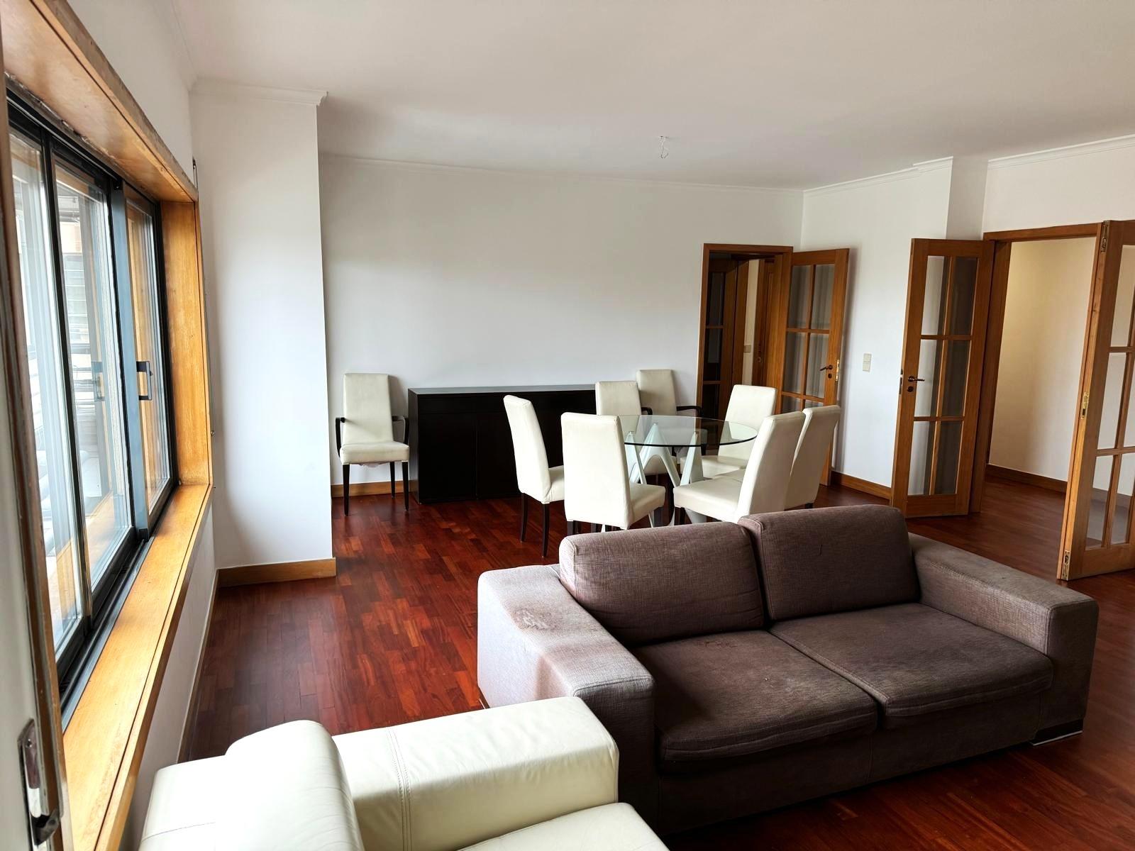 Apartamento T2 Arrendamento em Lordelo do Ouro e Massarelos,Porto