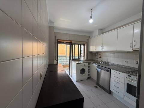 Apartamento T2 Arrendamento em Lordelo do Ouro e Massarelos,Porto