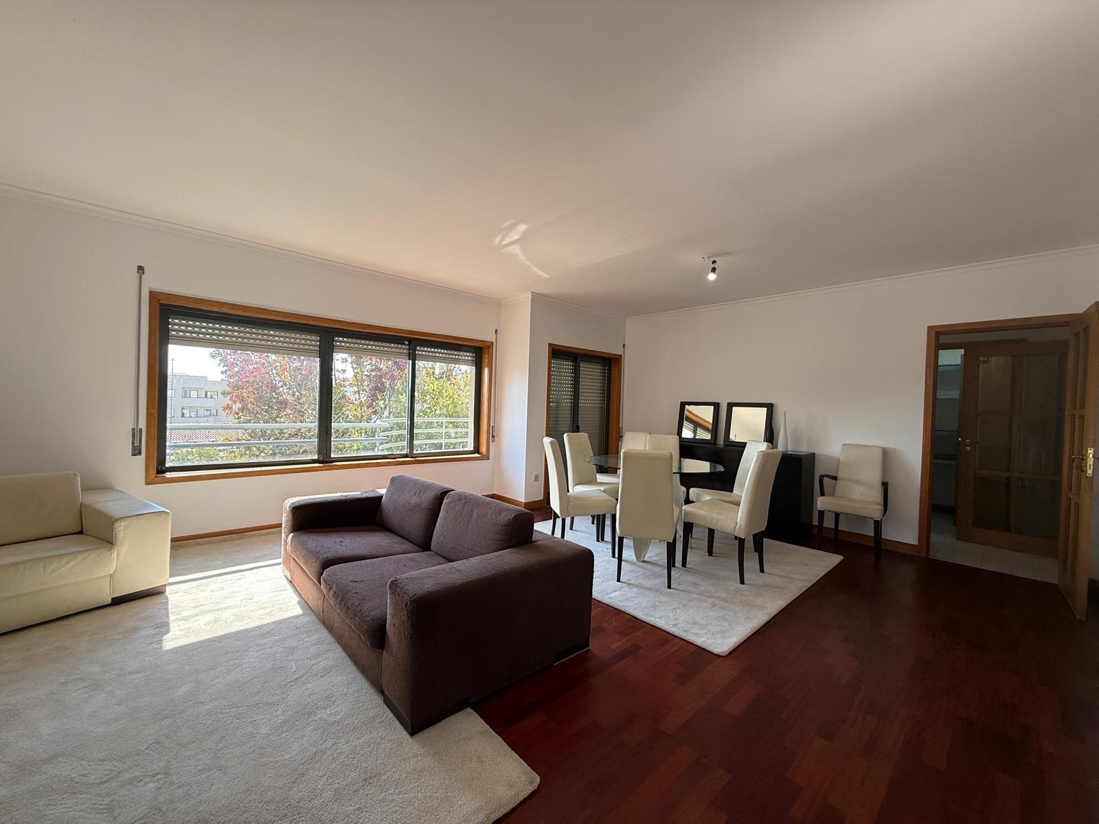 Apartamento T2 Arrendamento em Lordelo do Ouro e Massarelos,Porto