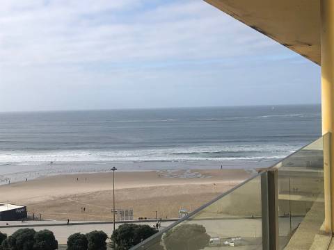 Apartamento T4 Venda em Matosinhos e Leça da Palmeira,Matosinhos