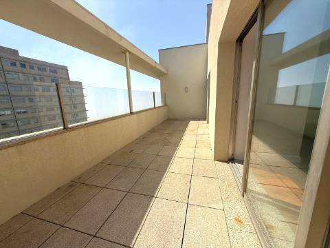 Apartamento T4 Venda em Matosinhos e Leça da Palmeira,Matosinhos