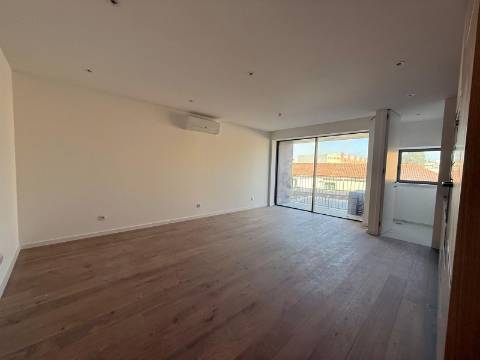 Apartamento T2 Venda em Matosinhos e Leça da Palmeira,Matosinhos