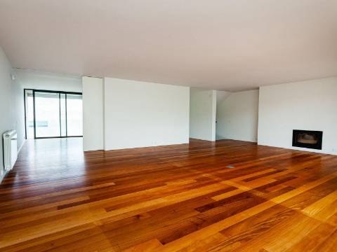 Moradia T4 Venda em Aldoar, Foz do Douro e Nevogilde,Porto