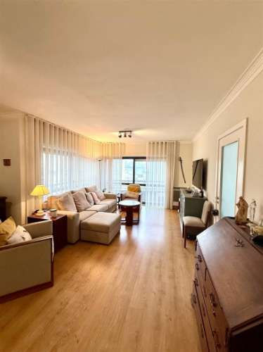 Apartamento T4 Venda em Matosinhos e Leça da Palmeira,Matosinhos